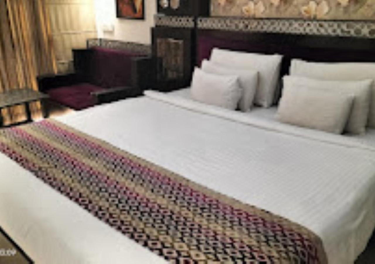 Hotel Siddharth Premiere Chandrapur ภายนอก รูปภาพ